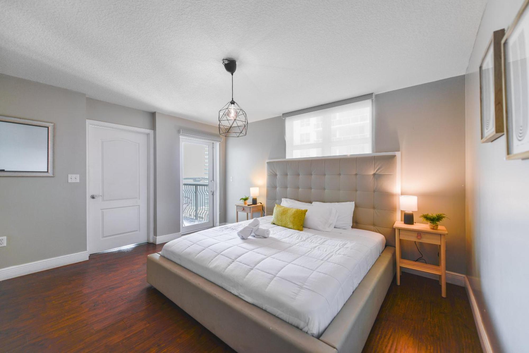 Amazing 3 Bedroom Condo At Brickell With Pool Miami Exterior photo